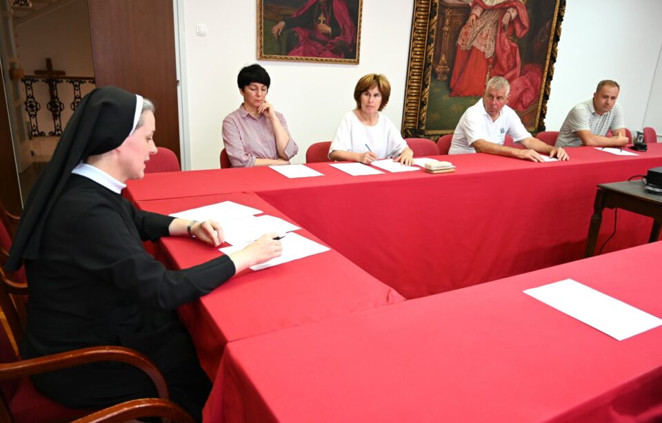 ZADAR: Održana sjednica Povjerenstva za župnu katehezu Zadarske nadbiskupije