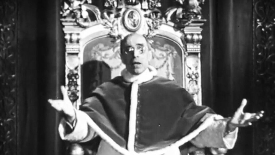 Papa Leo XIV odjekuje povijesnu žalbu pape Pio XII za mir – Vatikanska vijest