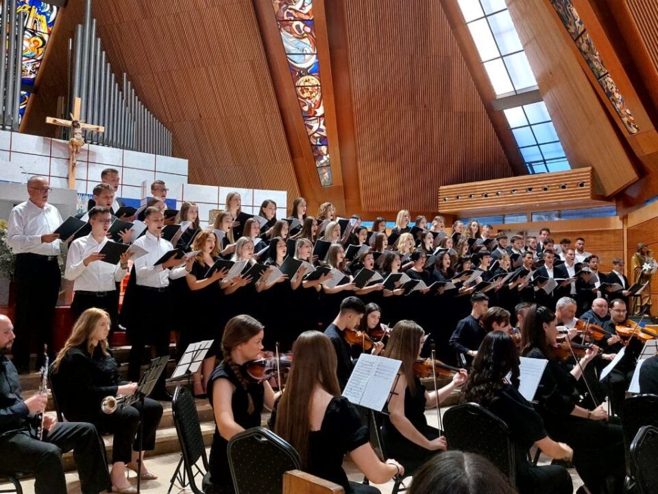 Vivaldijeva „Gloria In D“ i „Koncert za flautu“ u mostarskoj katedrali