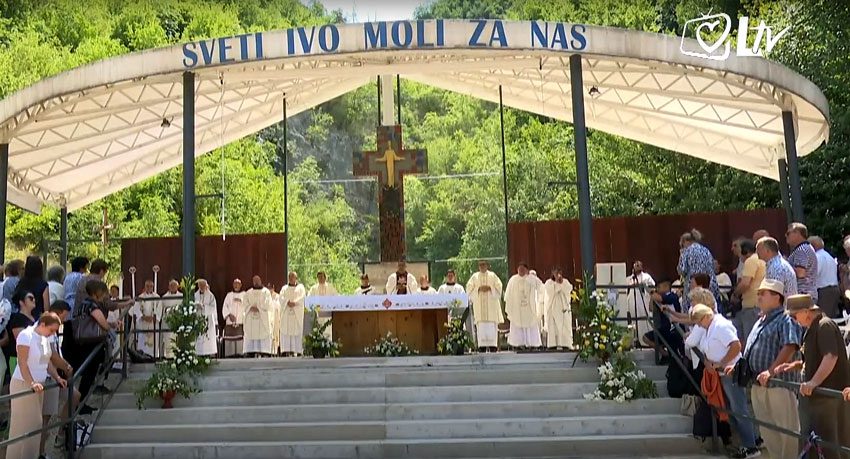 Podmilačje: Tisuće vjernika na proslavi sv. Ivana Krstitelja