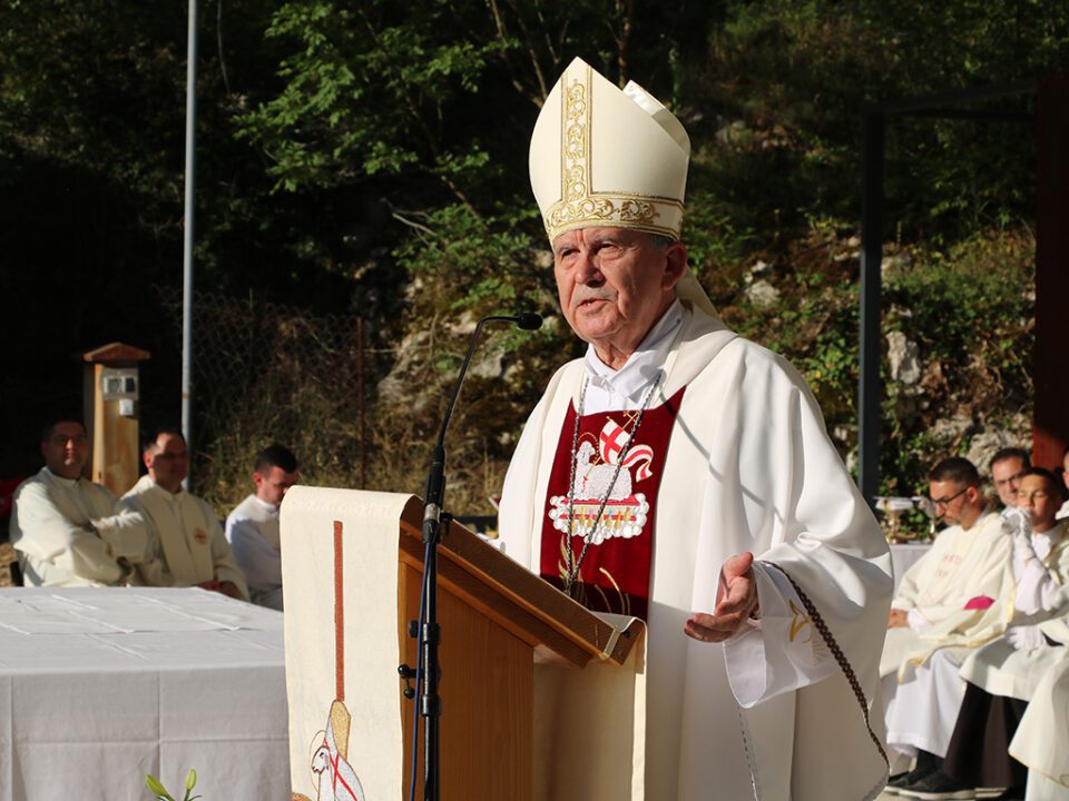 Podmilačje: Misu uočnicu sv. Ivi predslavio nadbiskup Vukšić