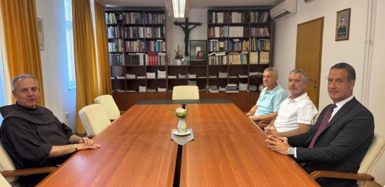 Provincijal Bosne Srebrene primio predsjednike Hrvatskog kulturnog društva “Napredak” i Bošnjačke zajednice kulture “Preporod”