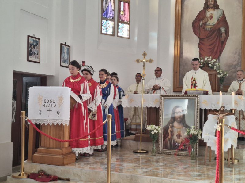CRKVENI GOD U ŠIDU