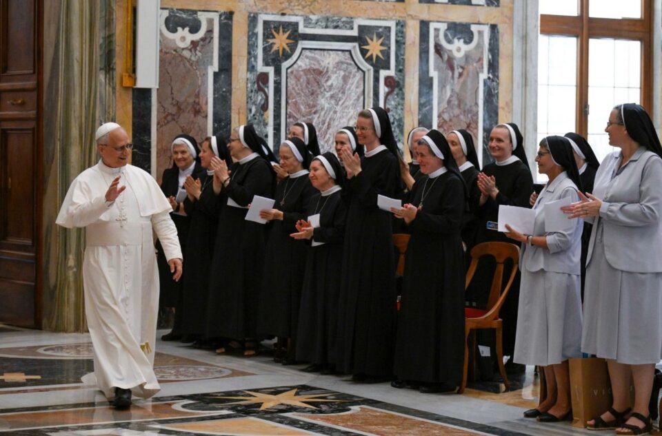 Papa Leo XIV religijskim sestrama: Pitajte: “Je li Bog moje sve?” – Vatikanske vijesti