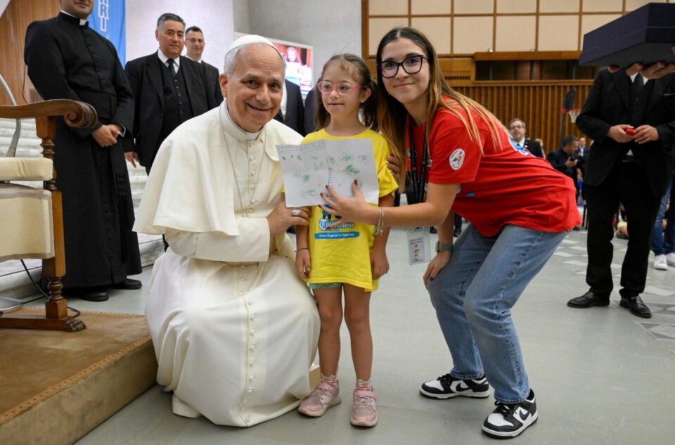 Papa Leo XIV i svijet u mjeri djece