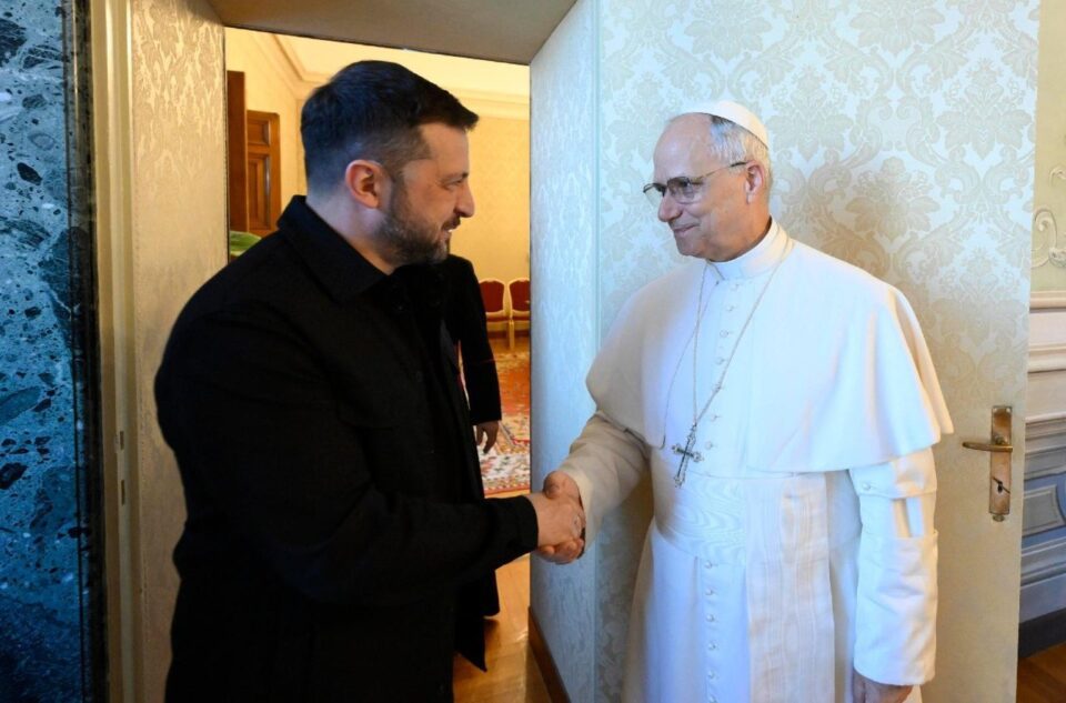 Papa se sastaje s ukrajinskim predsjednikom
