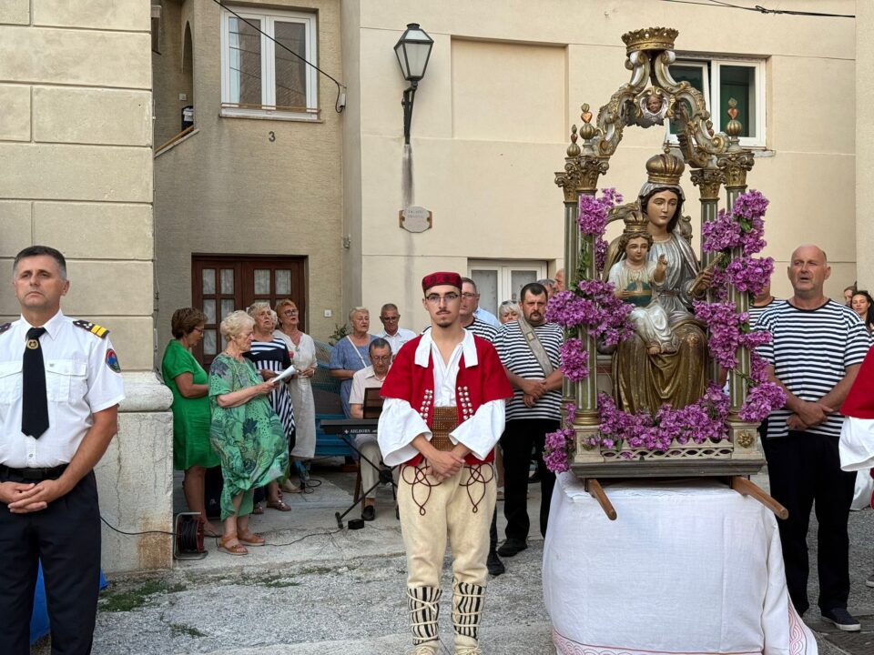 Biskup Marko Medo predvodio proslavu Gospe Ribarske u Senju