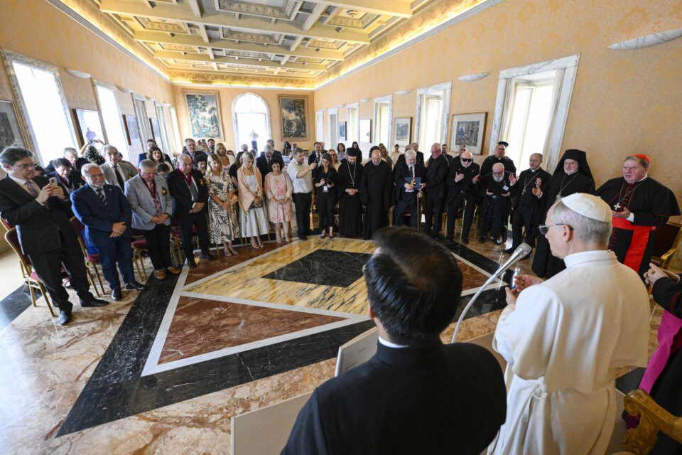 Papa Leo XIV sastaje se s američkom pravoslavno-katoličkom hodočasničkom grupom u Castel Gandolfo