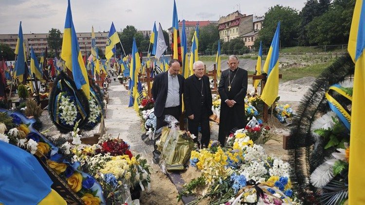 Crociata: Dijalog i diplomacija jedini su putovi prema miru u Ukrajini