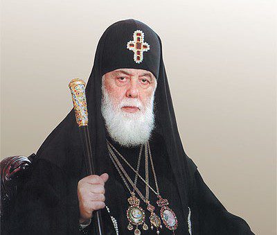 Gruzijski patrijarh Ilija II. ima 50.000 kumčadi
