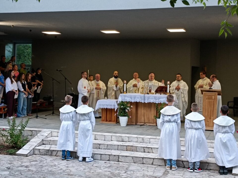 Kruševo: Obilježena 40. obljetnica smrti biskupa Petra Čule