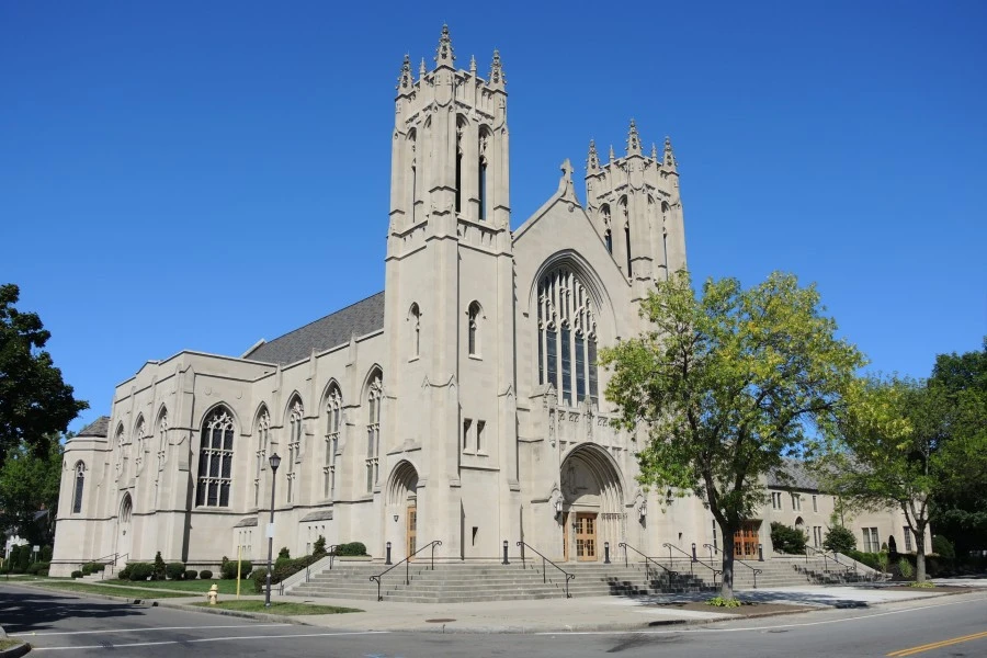 Žrtve zlostavljanja slažu se na nagodbu od 246 milijuna dolara iz biskupije Rochester, New York