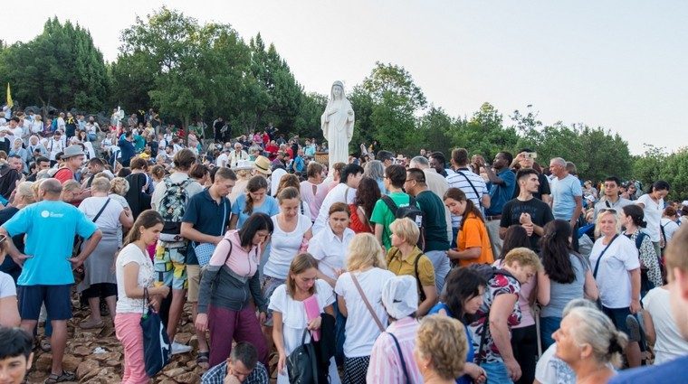 Papa za okupljanje mladih MeddUgorjeja: ‘Nitko hoda sam’