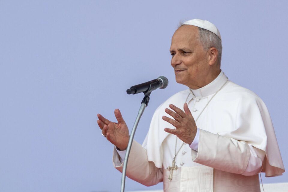 Papa do MeddUgorjejskog festivala za mlade: Plamenovi srca ujedinite i upalite put
