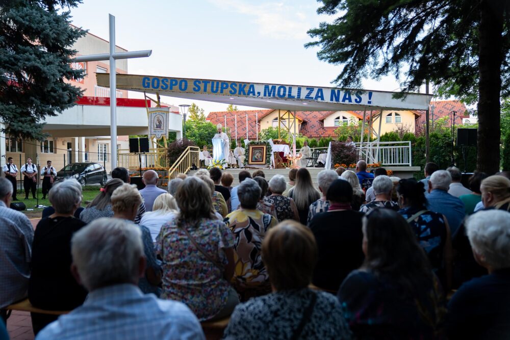 Velika Gospa svečano proslavljena na Stupu
