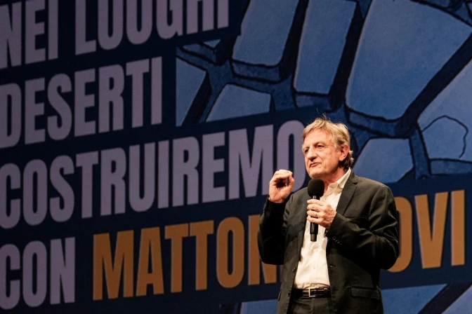 Papa Leo XIV poziva na “veliko kulturno obraćenje” u svom pozdravu na sastanak Rimini