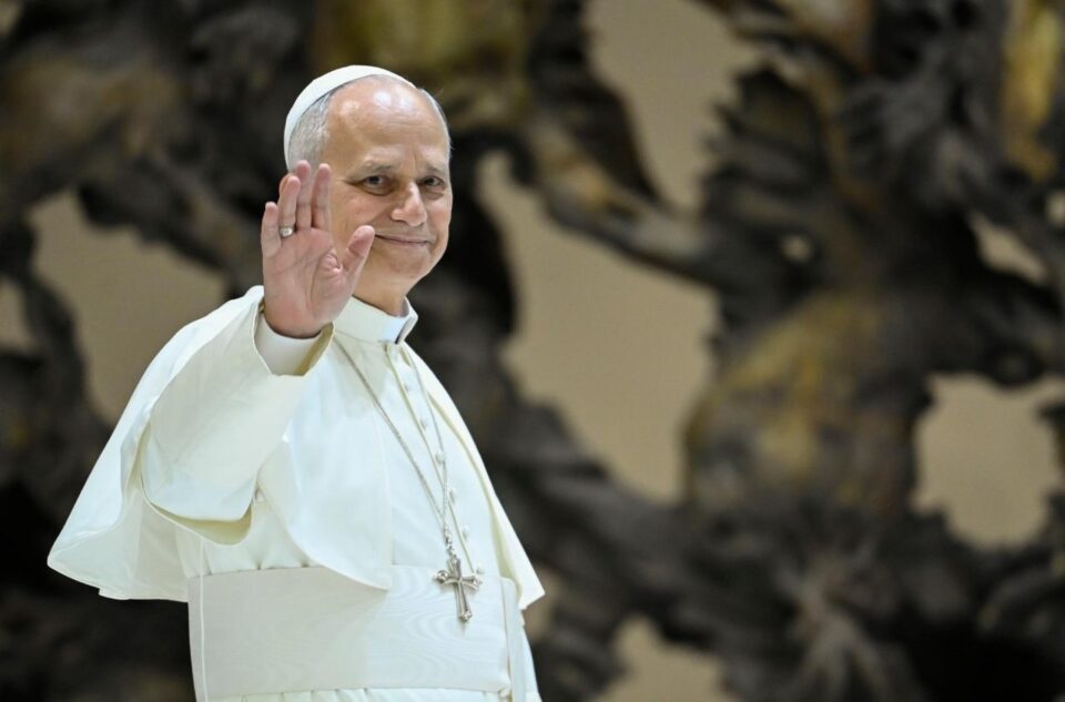 Papa: Katoličko socijalno učenje pokazuje put prema mirnom suživotu