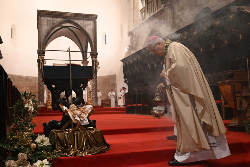 ZADAR: Nadbiskup Zgrablić predvodio misno slavlje na Bogojavljenje u katedrali sv. Stošije