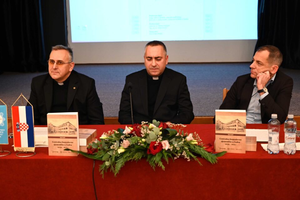 ZADAR: Predstavljena knjiga ‘Centralno bogoslovno sjemenište u Zadru (1826.-1921.)’ dr. sc. Ante Sorića