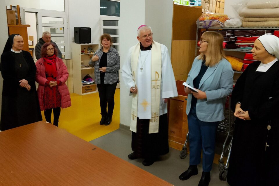 Blagoslov Caritasa: Neka u vašem radu Krist bude na prvome mjestu – Riječka nadbiskupija